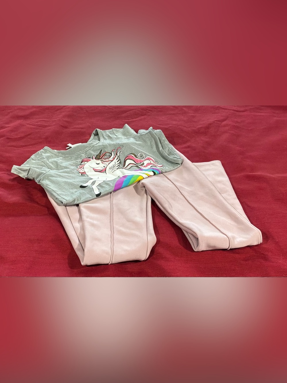 Girls' Gray Unicorn T-Shirt & Light Pink Leggings Set